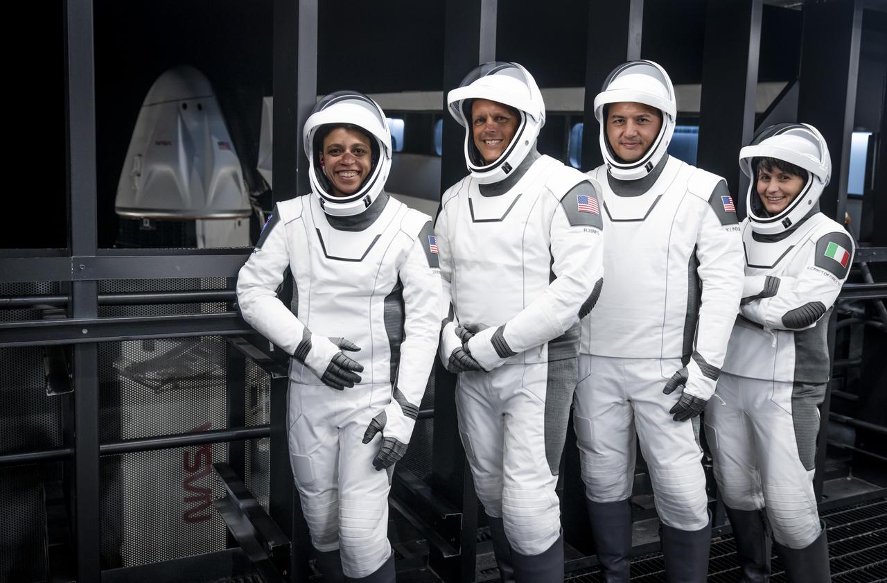 NASA’s SpaceX Crew-4 astronauts, from left, Jessica Watkins, Bob Hines, and Kjell Lindgren, and ESA (European Space Agency) astronaut Samantha Cristoforetti stand inside the crew access arm at Kennedy Space Center’s Launch Complex 39A during a dry dress rehearsal on April 20, 2022. Named Freedom by the Crew-4 crew, SpaceX’s Crew Dragon will carry the astronauts to the International Space Station as part of NASA’s Commercial Crew Program. Liftoff, powered by SpaceX’s Falcon 9 rocket, is targeted for no earlier than 4:15 a.m. EDT on Tuesday, April 26, 2022. Crew-4 will be the first spaceflight for Hines and Watkins and the second flight for Lindgren and Cristoforetti.