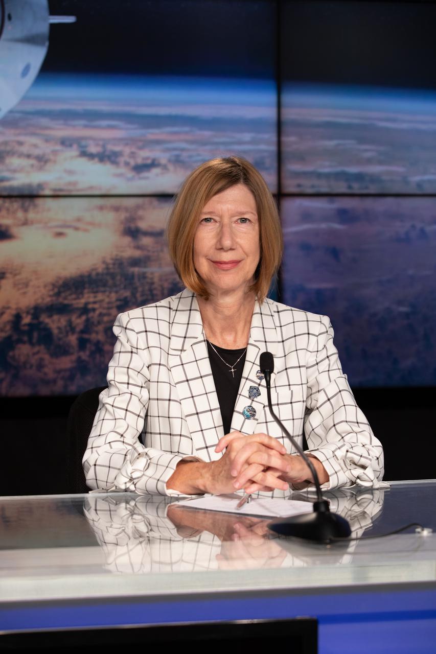 Kathryn Lueders, associate administrator, Space Operations Mission Directorate, NASA Headquarters in Washington, is introduced during a Crew-4 press briefing April 26, 2022, at NASA’s Kennedy Space Center in Florida ahead of the agency’s SpaceX Crew-4 launch. NASA astronauts Kjell Lindgren, Bob Hines, and Jessica Watkins, along with ESA (European Space Agency) astronaut Samantha Cristoforetti, will launch aboard the SpaceX Dragon, named Freedom by the Crew-4 crew, atop the company’s Falcon 9 rocket on April 27, 2022, to the International Space Station. Launch is targeted for 3:52 a.m. EDT from Pad 39A.