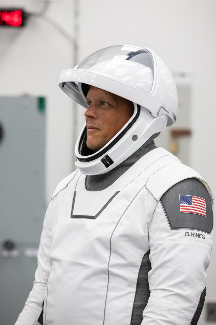 Crew-4 mission astronaut Bob Hines relaxes in the suit room inside the Astronaut Crew Quarters inside Kennedy Space Center’s Neil A. Armstrong Operations and Checkout Building on April 27, 2022. A team of SpaceX suit technicians assisted Hines, along with Crew-4 members Kjell Lindgren, Jessica Watkins, and Samantha Cristoforetti, as they put on their custom-fitted spacesuits and checked the suits for leaks. The four astronauts will launch aboard SpaceX’s Crew Dragon, powered by the company’s Falcon 9 rocket, to the International Space Station as part of NASA’s Commercial Crew Program. Crew-4 is scheduled to lift off today at 3:52 a.m. EDT from Launch Complex 39A at Kennedy.