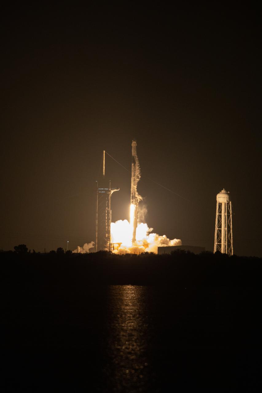 The SpaceX Falcon 9 rocket, with the company’s Crew Dragon atop, lifts off from Launch Pad 39A at Kennedy Space Center in Florida for NASA’s SpaceX Crew-4 mission on April 27, 2022, at 3:52 a.m. EDT. Aboard the Dragon are NASA astronauts Kjell Lindgren, Bob Hines, and Jessica Watkins, and ESA (European Space Agency) astronaut Samantha Cristoforetti. The spacecraft will carry the Crew-4 astronauts to the International Space Station as part of NASA’s Commercial Crew Program. The Dragon spacecraft, named Freedom by the mission’s crew, is scheduled to dock to the space station today at 8:15 p.m. EDT.