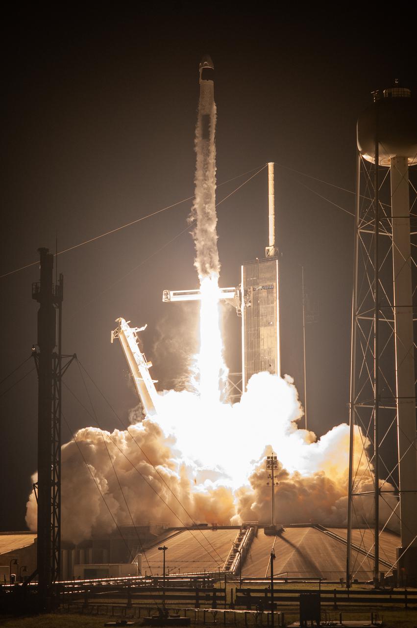 The SpaceX Falcon 9 rocket, with the company’s Crew Dragon atop, lifts off from Launch Pad 39A at Kennedy Space Center in Florida for NASA’s SpaceX Crew-4 mission on April 27, 2022, at 3:52 a.m. EDT. Aboard the Dragon are NASA astronauts Kjell Lindgren, Bob Hines, and Jessica Watkins, and ESA (European Space Agency) astronaut Samantha Cristoforetti. The spacecraft will carry the Crew-4 astronauts to the International Space Station as part of NASA’s Commercial Crew Program. The Dragon spacecraft, named Freedom by the mission’s crew, is scheduled to dock to the space station today at 8:15 p.m. EDT.