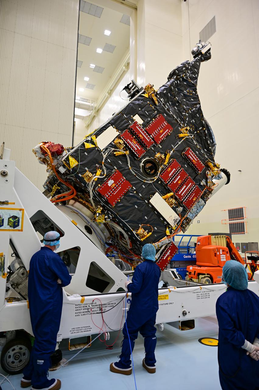 A team working on NASA’s Psyche spacecraft transitioned it from a vertical to horizontal test configuration during prelaunch processing inside the Payload Hazardous Servicing Facility at NASA’s Kennedy Space Center in Florida on May 9, 2022. The mission is targeting an Aug. 1 launch atop a SpaceX Falcon Heavy rocket from Launch Complex 39A at Kennedy. The spacecraft will use solar-electric propulsion to travel approximately 1.5 billion miles to rendezvous with its namesake asteroid in 2026. The Psyche mission is led by Arizona State University. NASA’s Jet Propulsion Laboratory, which is managed for the agency by Caltech in Pasadena, California, is responsible for the mission’s overall management, system engineering, integration and testing, and mission operations. Maxar Technologies in Palo Alto, California, provided the high-power solar electric propulsion spacecraft chassis. NASA’s Launch Services Program (LSP), based at Kennedy, is managing the launch. 