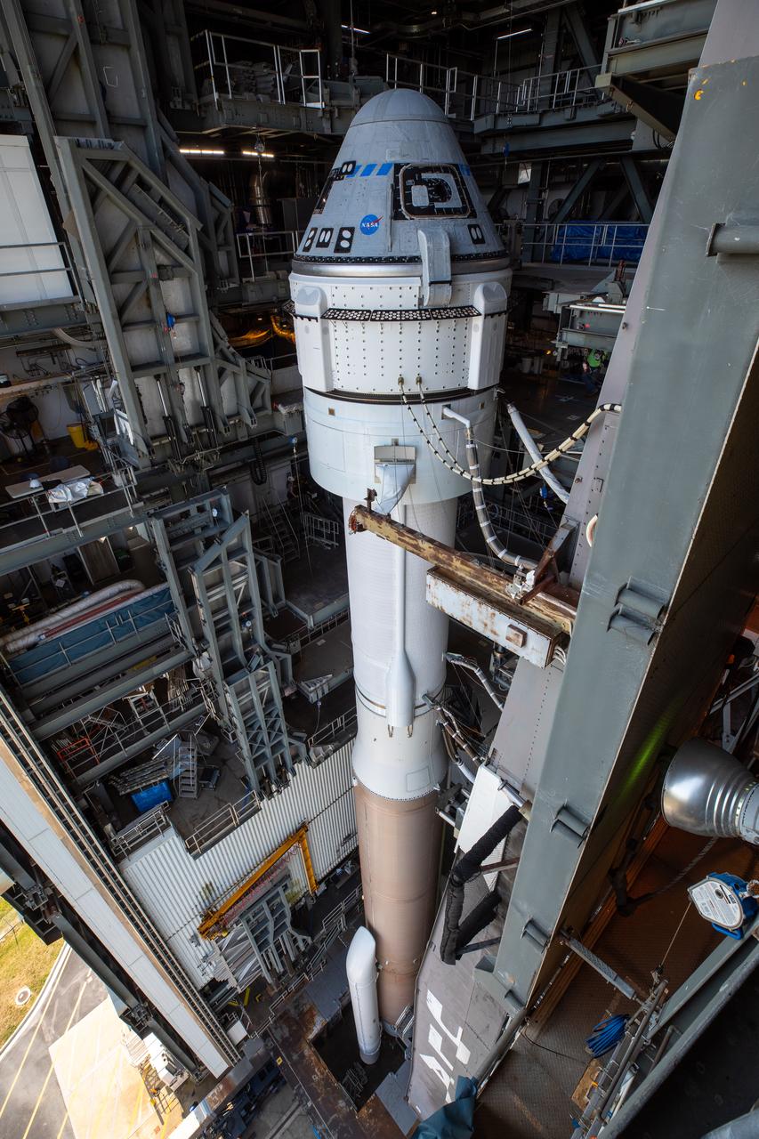 On May 18, 2022, Boeing’s CST-100 Starliner spacecraft and the United Launch Alliance Atlas V rocket roll out from the Vertical Integration Facility to the launch pad at Space Launch Complex-41 on Cape Canaveral Space Force Station in Florida. Starliner will launch on the Atlas V for Boeing’s Orbital Flight Test (OFT-2) for NASA’s Commercial Crew Program at 6:54 p.m. EDT on Thursday, May 19. OFT-2 is an important uncrewed flight test designed to test the end-to-end capabilities of the system to help the agency certify Starliner to carry astronauts to and from the International Space Station.