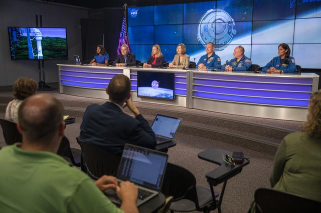 NASA image: OFT-2 NASA Leadership Media Briefing