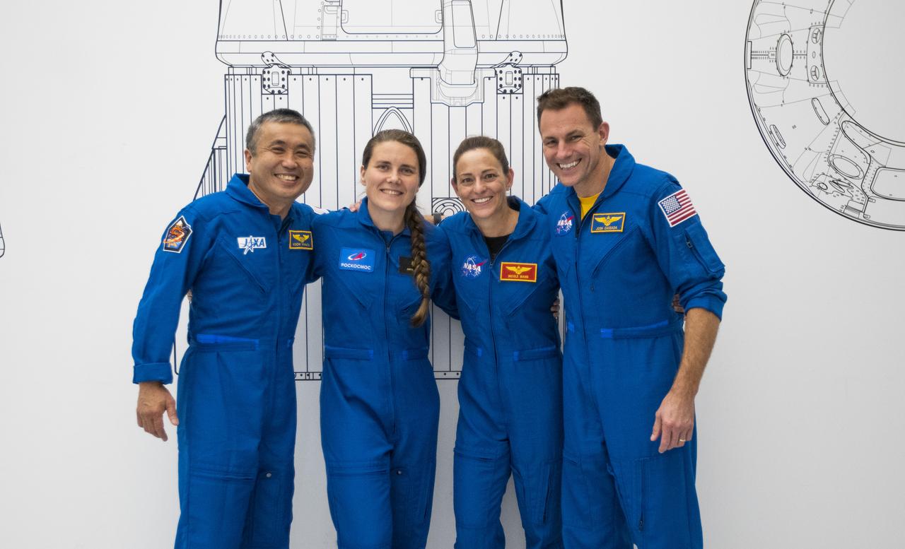 From left, Koichi Wakata, of JAXA (Japan Aerospace Exploration Agency), Roscosmos cosmonaut Anna Kikina, and NASA astronauts Nicole Mann and Josh Cassada will fly aboard NASA’s SpaceX Crew-5 mission. The crew will lift off aboard SpaceX’s Crew Dragon spacecraft – atop the company’s Falcon 9 rocket – from NASA Kennedy Space Center’s Launch Complex 39A in Florida. This marks the fifth crew rotation mission of the company’s human space transportation system, and its sixth flight with astronauts, to the space station for the agency’s Commercial Crew Program.