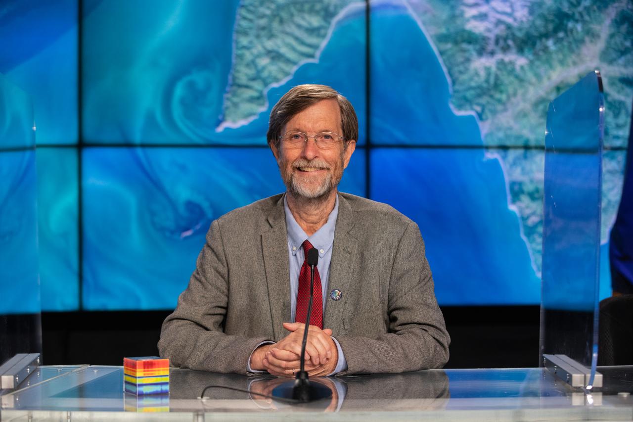 Rob Green, JPL senior research scientist and EMIT (Earth Surface Mineral Dust Source Investigation) principal investigator, participates in a climate conversation at NASA’s Kennedy Space Center in Florida on July 13, 2022, leading up to SpaceX’s 25th Commercial Resupply Services mission for NASA to the International Space Station. The Dragon capsule atop SpaceX’s Falcon 9 rocket is scheduled to lift off from Kennedy’s Launch Complex 39A on July 14 at 8:44 p.m. EDT. Dragon will deliver more than 5,800 pounds of cargo, including a variety of NASA investigations, to the space station.