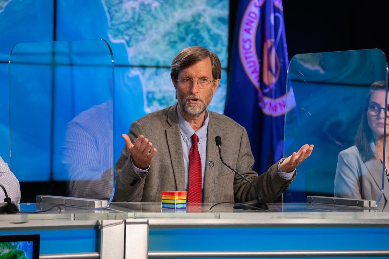 Rob Green, JPL senior research scientist and EMIT (Earth Surface Mineral Dust Source Investigation) principal investigator, participates in a climate conversation at NASA’s Kennedy Space Center in Florida on July 13, 2022, leading up to SpaceX’s 25th Commercial Resupply Services mission for NASA to the International Space Station. The Dragon capsule atop SpaceX’s Falcon 9 rocket is scheduled to lift off from Kennedy’s Launch Complex 39A on July 14 at 8:44 p.m. EDT. Dragon will deliver more than 5,800 pounds of cargo, including a variety of NASA investigations, to the space station.