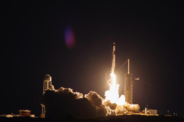NASA image: NASA's SpaceX CRS-25 Liftoff