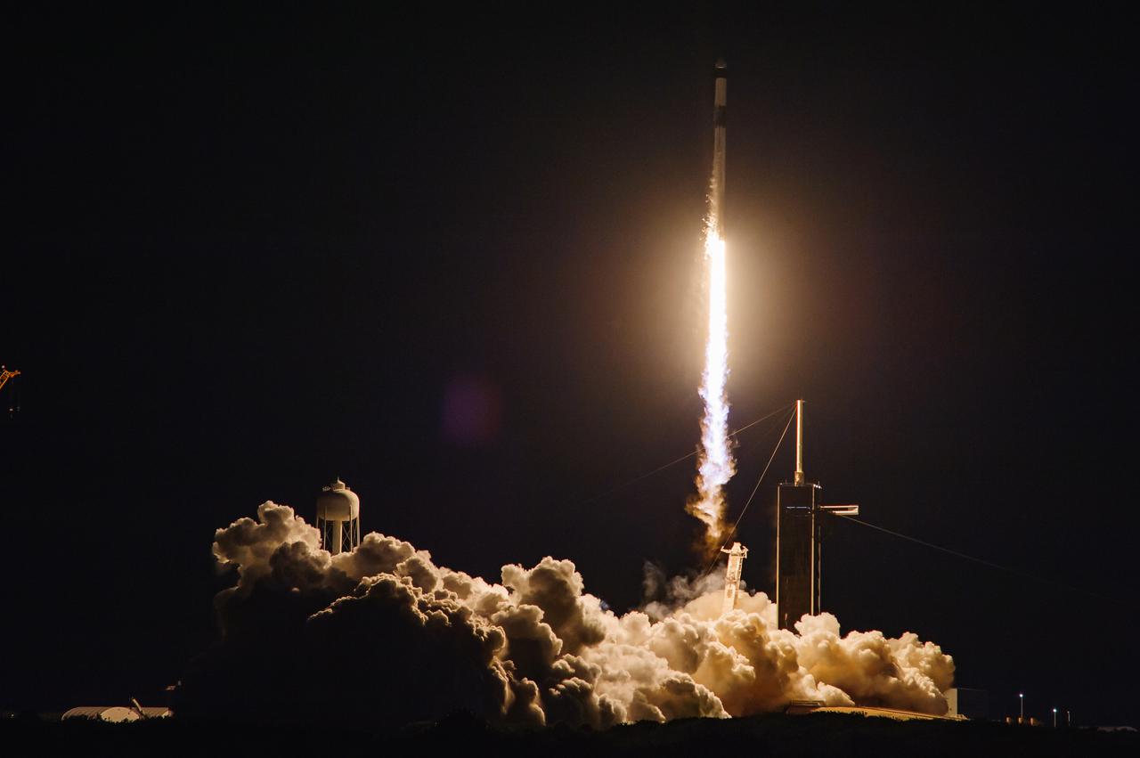 The SpaceX Falcon 9 rocket carrying the Dragon capsule soars upward after lifting off from Launch Complex 39A at NASA’s Kennedy Space Center in Florida on July 14, 2022, on the company’s 25th Commercial Resupply Services mission for the agency to the International Space Station. Liftoff was at 8:44 p.m. EDT. Dragon will deliver more than 5,800 pounds of cargo, including a variety of NASA investigations, to the space station. The spacecraft is expected to spend about a month attached to the orbiting outpost before it returns to Earth with research and return cargo, splashing down off the coast of Florida. 