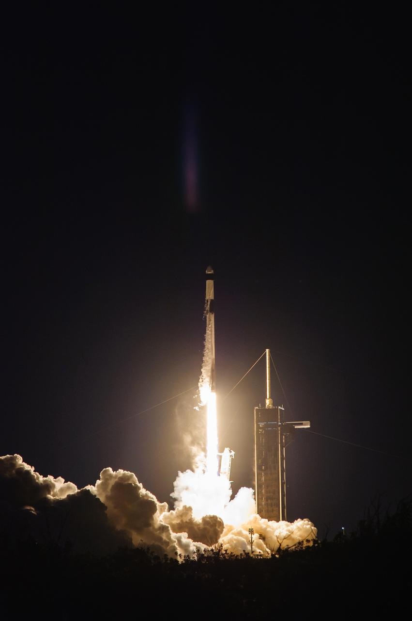 The SpaceX Falcon 9 rocket carrying the Dragon capsule soars upward after lifting off from Launch Complex 39A at NASA’s Kennedy Space Center in Florida on July 14, 2022, on the company’s 25th Commercial Resupply Services mission for the agency to the International Space Station. Liftoff was at 8:44 p.m. EDT. Dragon will deliver more than 5,800 pounds of cargo, including a variety of NASA investigations, to the space station. The spacecraft is expected to spend about a month attached to the orbiting outpost before it returns to Earth with research and return cargo, splashing down off the coast of Florida. 