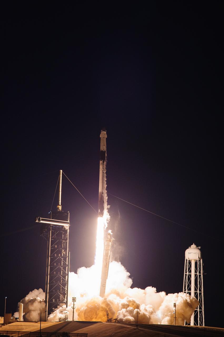The SpaceX Falcon 9 rocket carrying the Dragon capsule lifts off from Launch Complex 39A at NASA’s Kennedy Space Center in Florida on July 14, 2022, on the company’s 25th Commercial Resupply Services mission for the agency to the International Space Station. Liftoff was at 8:44 p.m. EDT. Dragon will deliver more than 5,800 pounds of cargo, including a variety of NASA investigations, to the space station. The spacecraft is expected to spend about a month attached to the orbiting outpost before it returns to Earth with research and return cargo, splashing down off the coast of Florida.
