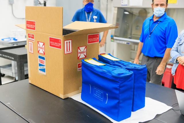 NASA image: BioExpt-01 Handover to Orion