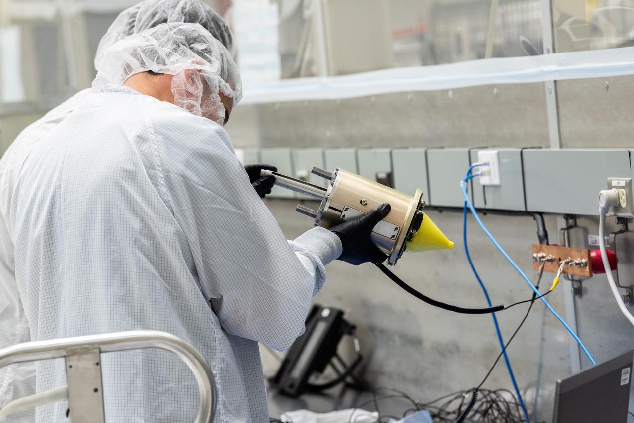 Inside Building 836 at Vandenberg Space Force Base in California, a technician works on installing ejetable data recorders onto NASA’s Low-Earth Orbit Flight Test of an Inflatable Decelerator (LOFTID) on Aug. 19, 2022. Dedicated to the memory of Bernard Kutter, LOFTID is a technology demonstration mission aimed at validating inflatable heat shield technology for atmospheric re-entry. This technology could enable missions to other planetary bodies, as well as allow NASA to return heavier payloads from low-Earth orbit. LOFTID is a rideshare launching with the National Oceanic and Atmospheric Administration’s (NOAA) Joint Polar Satellite System-2 (JPSS-2) satellite. NASA and NOAA are targeting Nov. 1, 2022, for the launch of JPSS-2 on a United Launch Alliance Atlas V rocket from Space Launch Complex-3 at Vandenberg.