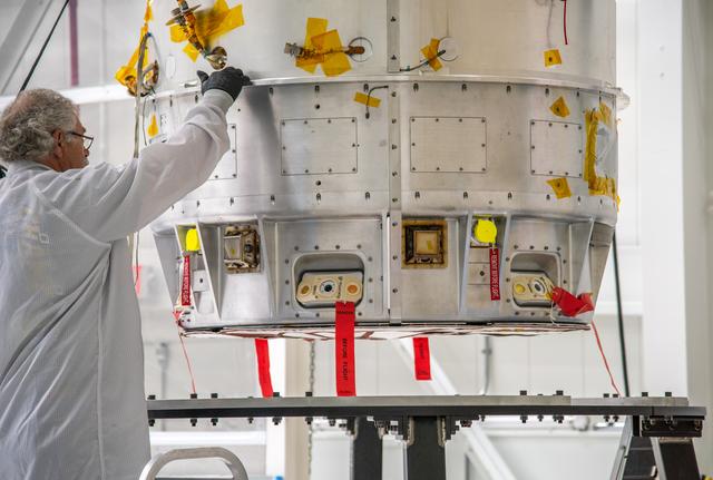 NASA image: LOFTID Spacecraft Lift RV to Work Stand