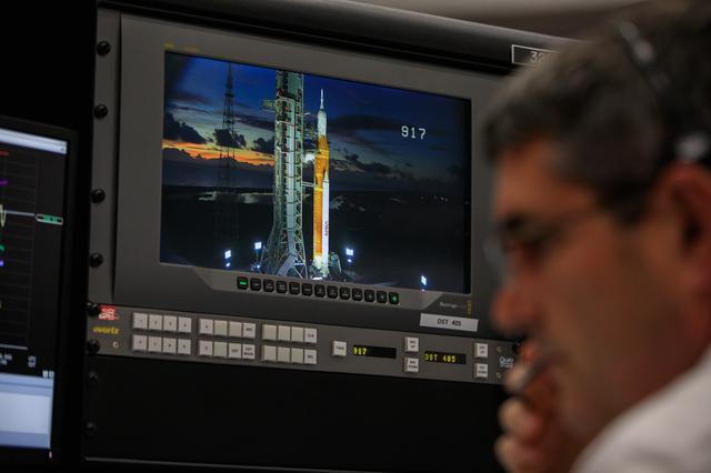 NASA image: Artemis I Launch Control Center Activities