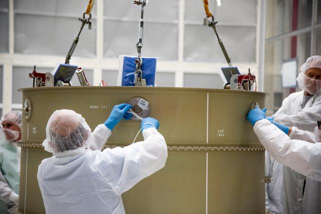 NASA image: LOFTID Spacecraft Lift and Mate PASS Canister to PLA Canister