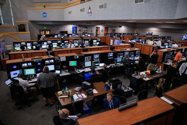 NASA image: Artemis I 2nd Launch Attempt Firing Room Activities