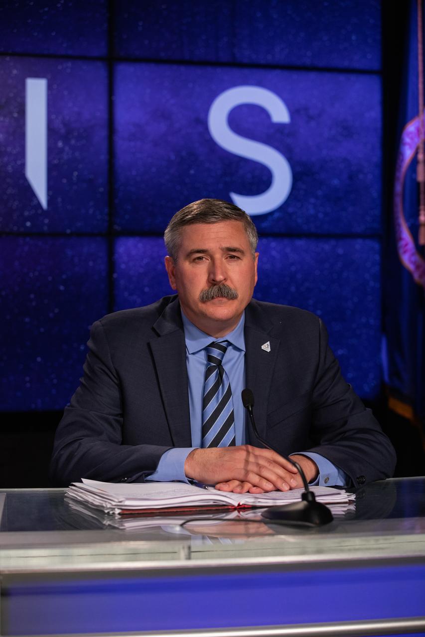 Artemis Mission Manager Mike Sarafin participates in a news conference Sept. 3, 2022, at NASA’s Kennedy Space Center in Florida, after launch of Artemis I was waived off from Kennedy’s Launch Complex 39B. Teams encountered a liquid hydrogen leak while loading propellant into the core stage of the Space Launch System rocket. The first in a series of increasingly complex missions, Artemis I will provide a foundation for human deep space exploration and demonstrate our commitment and capability to extend human presence to the Moon and beyond. The primary goal of Artemis I is to thoroughly test the integrated systems before crewed missions by operating the spacecraft in a deep space environment, testing Orion’s heat shield, and recovering the crew module after reentry, descent, and splashdown.