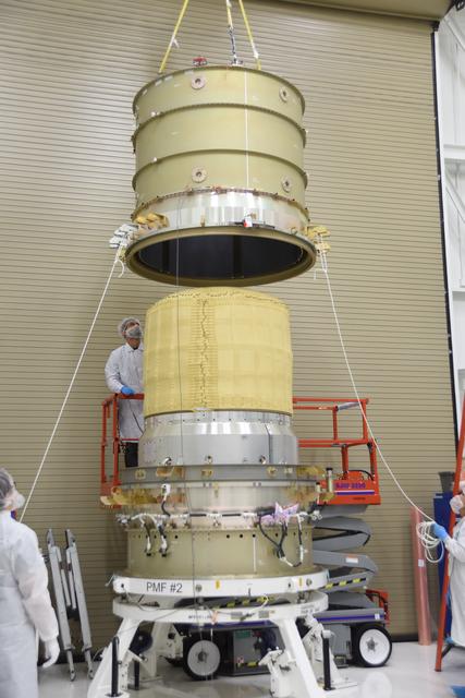 NASA image: LOFTID Spacecraft Lift and Mate PASS-PLA Canister to RV-PLA