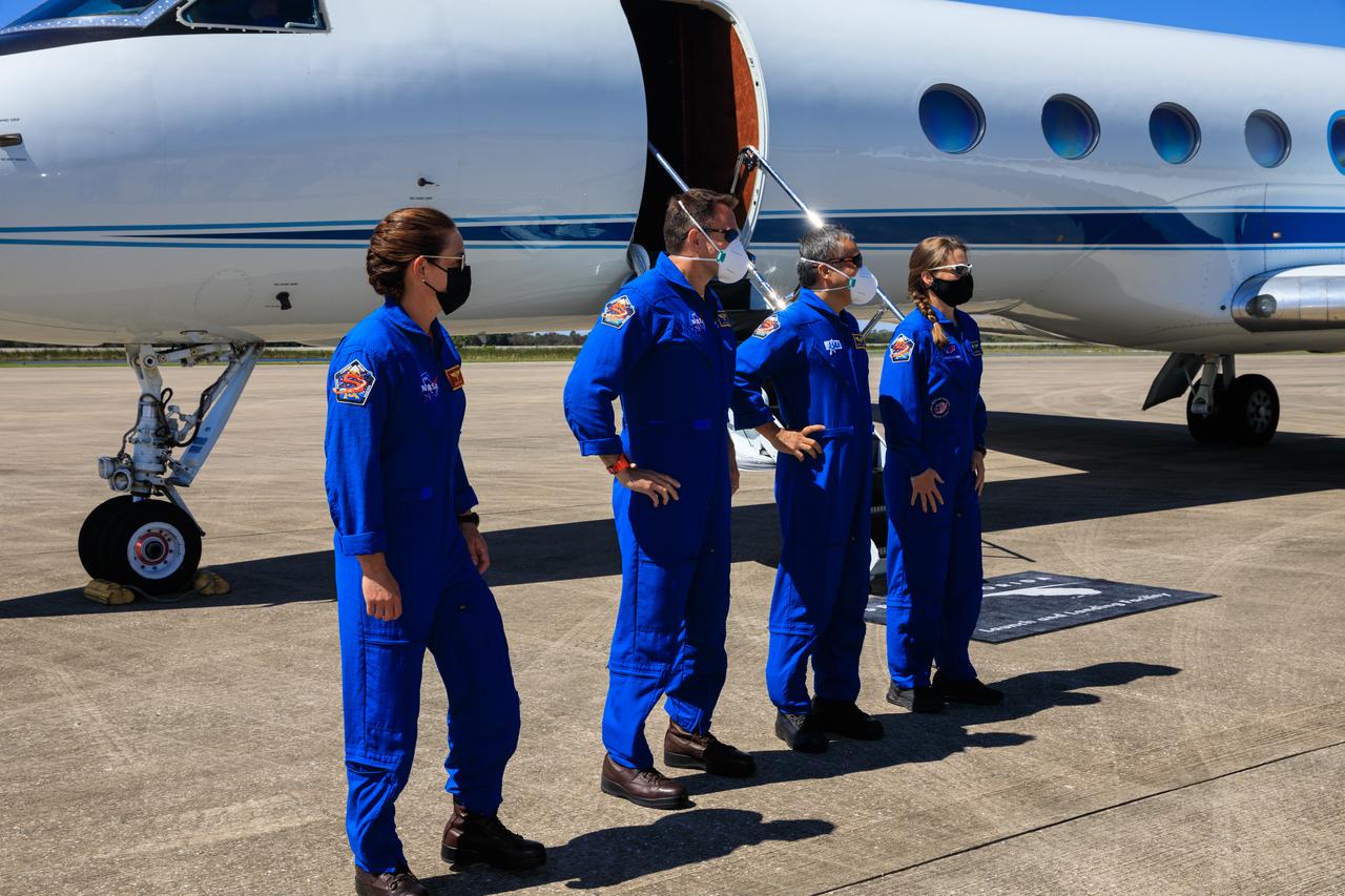 Crew members for NASA’s SpaceX Crew-5 mission to the International Space Station arrive at the Launch and Landing Facility at Kennedy Space Center in Florida on Oct. 1, 2022. From left are Nicole Mann, commander; Josh Cassada, pilot; Koichi Wakata, mission specialist; and Anna Kikina, mission specialist. The crew will head to the center’s Crew Quarters as they await launch aboard the Crew Dragon on a SpaceX Falcon 9 rocket. Launch is targeted for noon EDT on Oct. 5 from Launch Complex 39A. Crew-5 is the fifth crew rotation mission with SpaceX to the station, and the sixth flight of Dragon with people as part of the agency’s Commercial Crew Program.