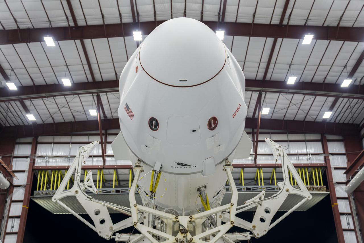 SpaceX’s Falcon 9 rocket, with the Dragon Endurance spacecraft atop, prepares to roll out of the company’s horizontal processing facility to Launch Complex 39A at the agency’s Kennedy Space Center in Florida on Oct. 1, 2022, for NASA’s SpaceX Crew-5 launch. Endurance will carry NASA astronauts Nicole Mann, commander; Josh Cassada, pilot; and Mission Specialists Koichi Wakata, of JAXA (Japan Aerospace Exploration Agency), and Roscosmos cosmonaut Anna Kikina to the International Space Station for a science expedition mission as part of NASA’s Commercial Crew Program. Liftoff is targeted for noon EDT on Oct. 5, 2022.