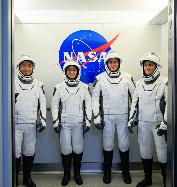 NASA image: SpaceX Crew-5 Suit-Up & Walkout Rehearsal