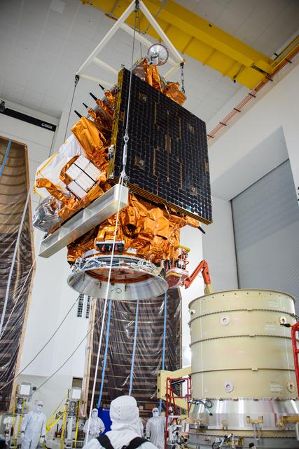 NASA image: JPSS-2 Mate SC to LOFTID Stack