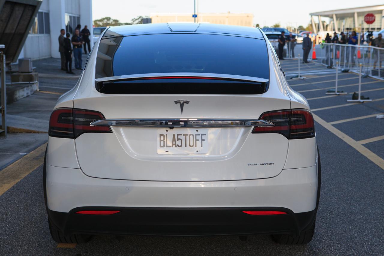 One of the Tesla Model X cars that will carry NASA’s SpaceX Crew-5 to Kennedy Space Center’s Launch Complex 39A is photographed at the Neil A. Armstrong Operations and Checkout Building on Oct. 5, 2022. The license plate tag reads “blast off.” NASA astronauts Nicole Mann, spacecraft commander, and Josh Cassada, pilot; Roscosmos cosmonaut Anna Kikina, mission specialist; and JAXA (Japan Aerospace Exploration Agency) astronaut Koichi Wakata, mission specialist, will launch to the International Space Station for a science expedition mission as part of NASA’s Commercial Crew Program. The SpaceX Falcon 9 rocket and Dragon Endurance spacecraft lifted off at noon EDT.