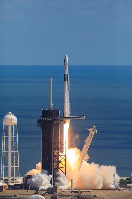 NASA image: NASA's SpaceX Crew-5 Live Launch Coverage