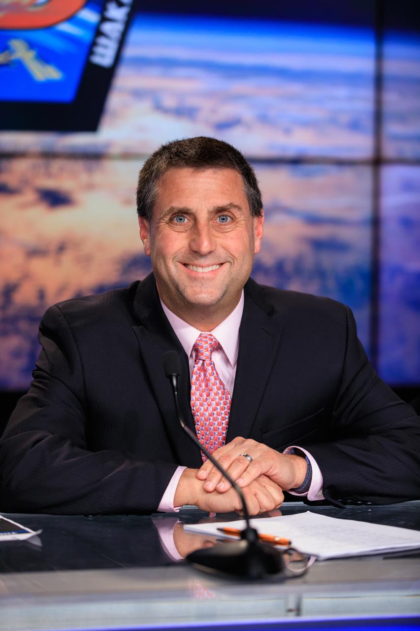 International Space Station Program Manager Joel Montalbano participates in a postlaunch news conference for NASA’s SpaceX Crew-5 mission inside the News Auditorium at the agency’s Kennedy Space Center in Florida on Oct. 5, 2022. SpaceX’s Dragon Endurance is carrying NASA astronauts Nicole Mann, commander; Josh Cassada, pilot; and Mission Specialists Koichi Wakata, of JAXA (Japan Aerospace Exploration Agency), and Roscosmos cosmonaut Anna Kikina to the International Space Station for a science expedition mission as part of NASA’s Commercial Crew Program. SpaceX’s Falcon 9 rocket lifted off at noon EDT from Kennedy’s Launch Complex 39A.