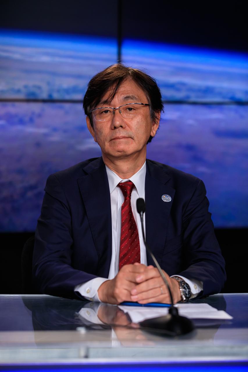 Hiroshi Sasaki, vice president and director general of JAXA’s (Japan Aerospace Exploration Agency) Human Spaceflight Technology Directorate, participates in a postlaunch news conference for NASA’s SpaceX Crew-5 mission inside the News Auditorium at the agency’s Kennedy Space Center in Florida on Oct. 5, 2022. SpaceX’s Dragon Endurance is carrying NASA astronauts Nicole Mann, commander; Josh Cassada, pilot; and Mission Specialists Koichi Wakata, of JAXA (Japan Aerospace Exploration Agency), and Roscosmos cosmonaut Anna Kikina to the International Space Station for a science expedition mission as part of NASA’s Commercial Crew Program. SpaceX’s Falcon 9 rocket lifted off at noon EDT from Kennedy’s Launch Complex 39A.