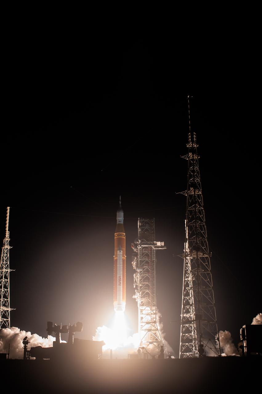 Liftoff! NASA’s Space Launch System carrying the Orion spacecraft lifts off the pad at Launch Complex 39B at the agency’s Kennedy Space Center in Florida at 1:47 a.m. EST on Nov. 16, 2022. The first in a series of increasingly complex missions, Artemis I will provide a foundation for human deep space exploration and demonstrate our commitment and capability to extend human presence to the Moon and beyond. The primary goal of Artemis I is to thoroughly test the integrated systems before crewed missions by operating the spacecraft in a deep space environment, testing Orion’s heat shield, and recovering the crew module after reentry, descent, and splashdown. 