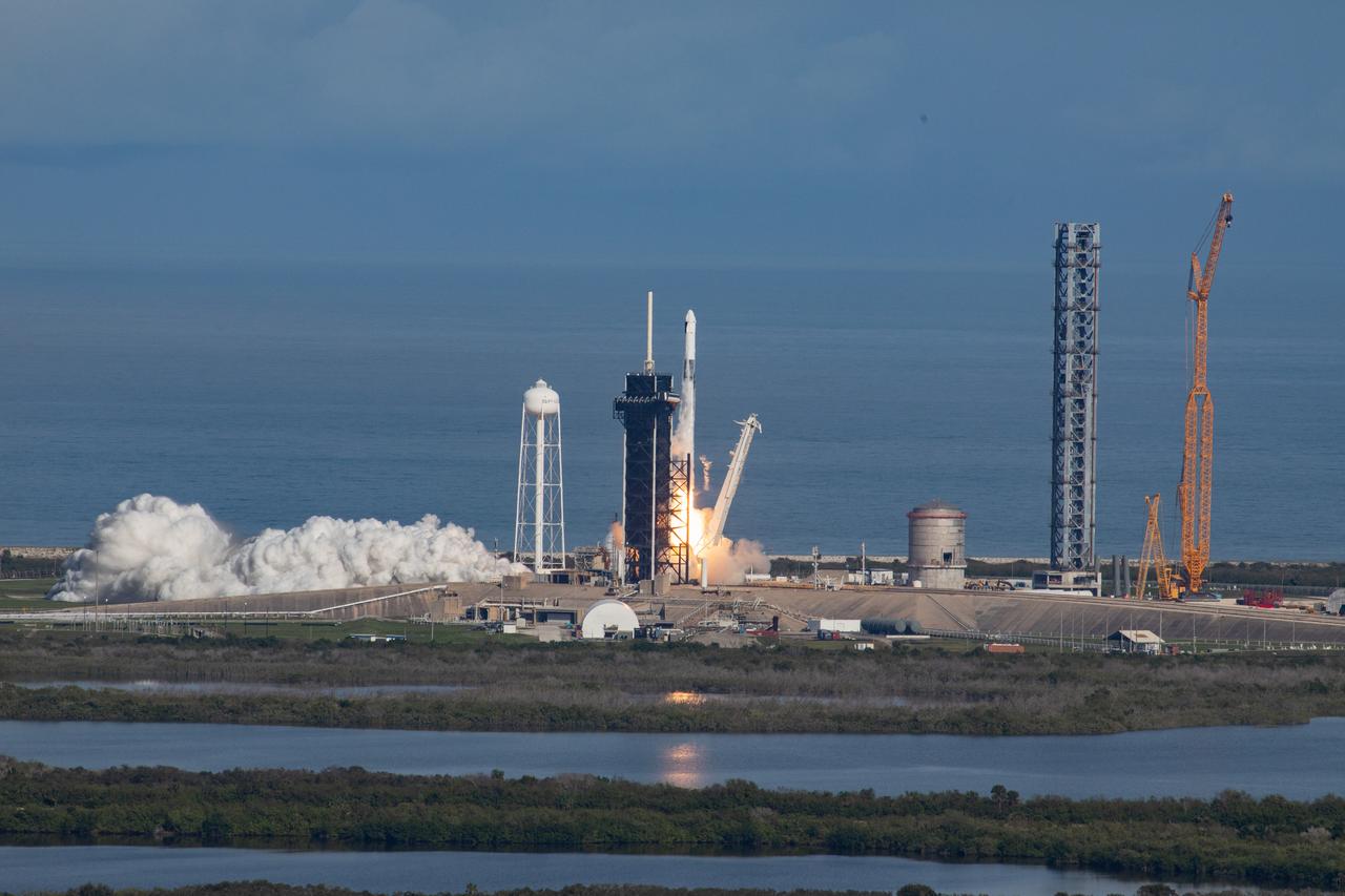 The SpaceX Falcon 9 rocket carrying the Dragon cargo spacecraft lifts off from Launch Complex 39A at NASA’s Kennedy Space Center in Florida on Nov. 26, 2022, on the company’s 26th commercial resupply services mission for the agency to the International Space Station. Liftoff was at 2:20 p.m. EST. Dragon will deliver more than 7,700 pounds of cargo, including a variety of NASA investigations, supplies, and equipment to the crew aboard the space station, including the next pair of ISS Roll Out Solar Arrays (iROSAs). The spacecraft is expected to spend about a month attached to the orbiting outpost before it returns to Earth with research and return cargo, splashing down off the coast of Florida.