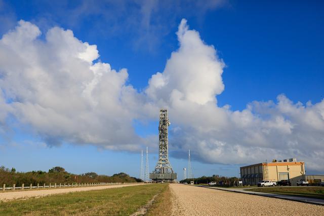 NASA image: Mobile Launcher Rollback to VAB