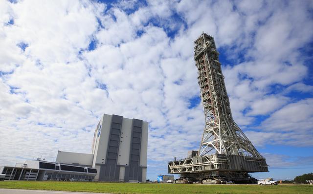 NASA image: Mobile Launcher Rollback to VAB