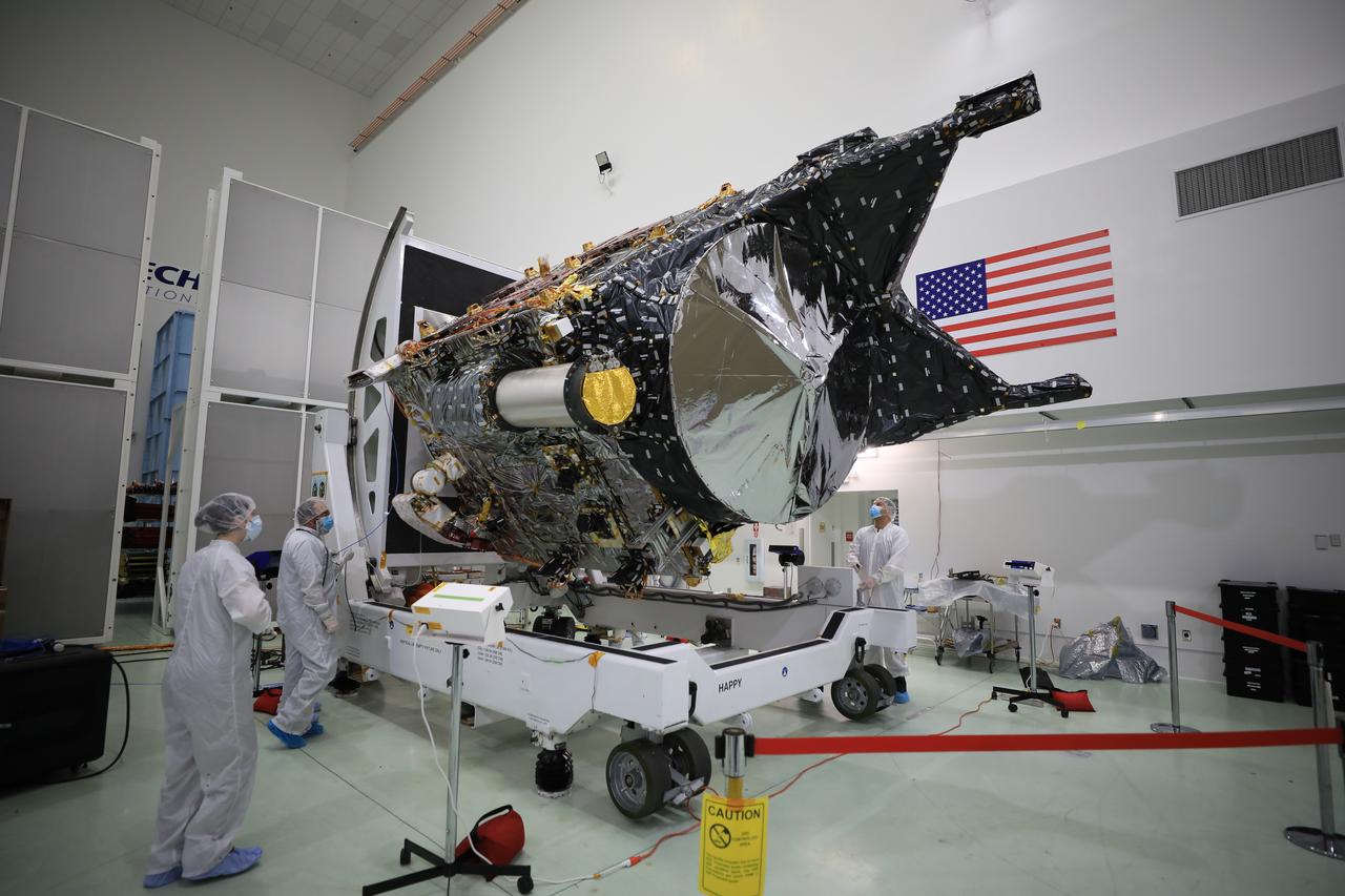 A team prepares NASA’s Psyche spacecraft for launch inside the Astrotech Space Operations Facility near the agency’s Kennedy Space Center in Florida on Dec. 8, 2022. Psyche will launch atop a SpaceX Falcon Heavy rocket from Launch Complex 39A at Kennedy. Launch is targeted for no earlier than Oct. 10, 2023. The spacecraft will use solar-electric propulsion to travel approximately 1.5 billion miles to rendezvous with its namesake asteroid in 2026. The Psyche mission is led by Arizona State University. NASA’s Jet Propulsion Laboratory, which is managed for the agency by Caltech in Pasadena, California, is responsible for the mission’s overall management, system engineering, integration and testing, and mission operations. Maxar Technologies in Palo Alto, California, provided the high-power solar electric propulsion spacecraft chassis. NASA’s Launch Services Program (LSP), based at Kennedy, is managing the launch. 
