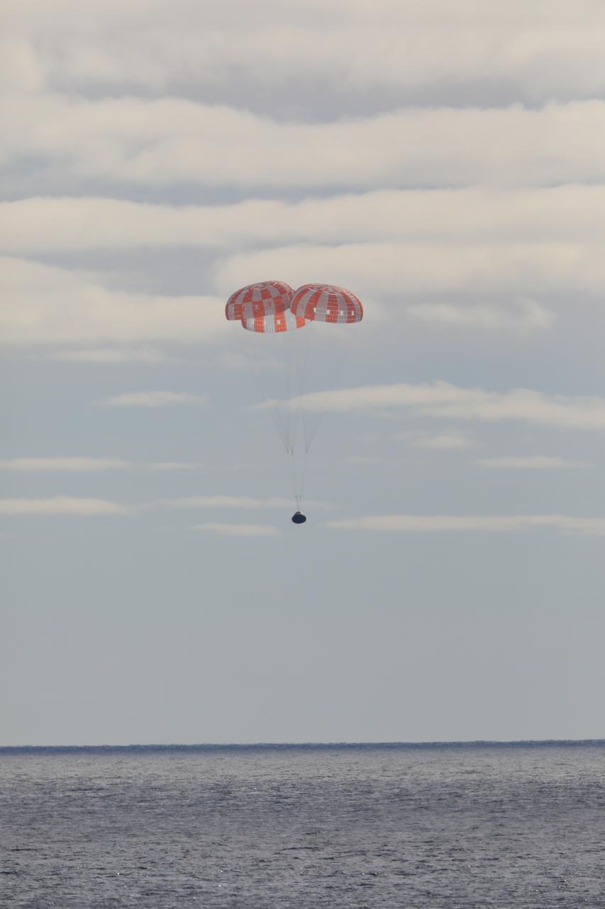 At 12:40 p.m. EST, Dec. 11, 2022, NASA’s Orion spacecraft for the Artemis I mission splashed down in the Pacific Ocean after a 25.5 day mission to the Moon. Orion will be recovered by NASA’s Landing and Recovery team, U.S. Navy and Department of Defense partners aboard the USS Portland.