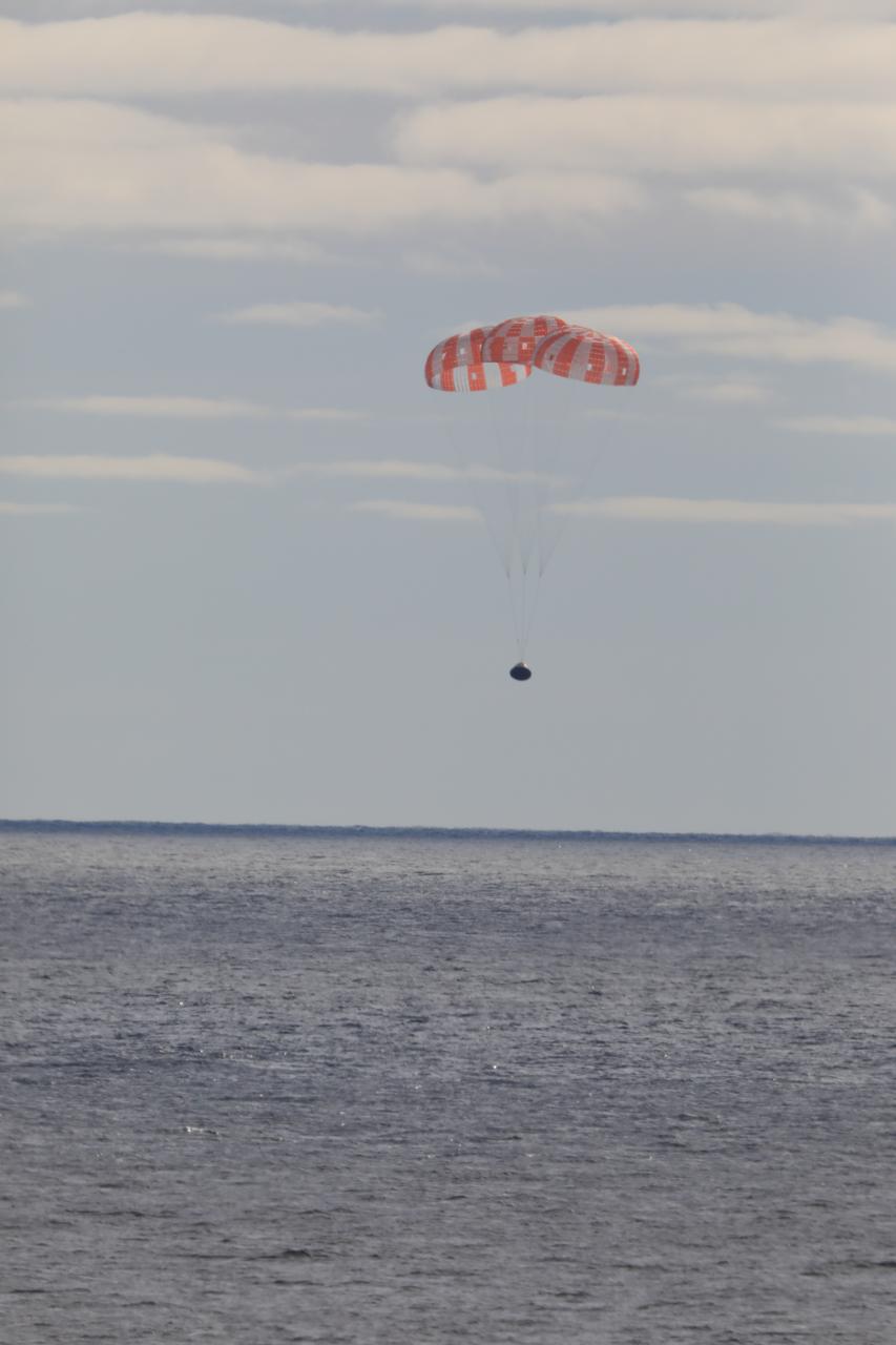 At 12:40 p.m. EST, Dec. 11, 2022, NASA’s Orion spacecraft for the Artemis I mission splashed down in the Pacific Ocean after a 25.5 day mission to the Moon. Orion will be recovered by NASA’s Landing and Recovery team, U.S. Navy and Department of Defense partners aboard the USS Portland.