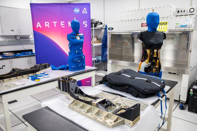 NASA image: Artemis I Orion Post-Flight Payload Processing - MARE