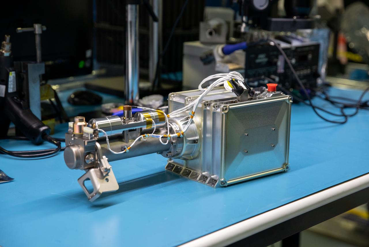 The Mass Spectrometer Observing Lunar Operations (MSolo) for NASA’s Volatile Investigating Polar Exploration Rover (VIPER) mission is prepared for packing inside a laboratory in the Space Station Processing Facility at NASA’s Kennedy Space Center in Florida on Feb. 21, 2023. MSolo will be shipped to Johnson Space Center in Houston for integration into VIPER. MSolo is a commercial off-the-shelf mass spectrometer modified to work in space and it will help analyze the chemical makeup of landing sites on the Moon, as well as study water on the lunar surface. MSolo will be part of NASA’s first Commercial Lunar Payload Delivery Service (CLPS) mission where under the Artemis program, commercial deliveries will be used to perform science experiments, test technologies, and demonstrate capabilities to help NASA explore the Moon and prepare for human missions. VIPER is scheduled to be delivered to the Moon’s South Pole in late 2024 by Astrobotic’s Griffin lander as part of the CLPS initiative. 
