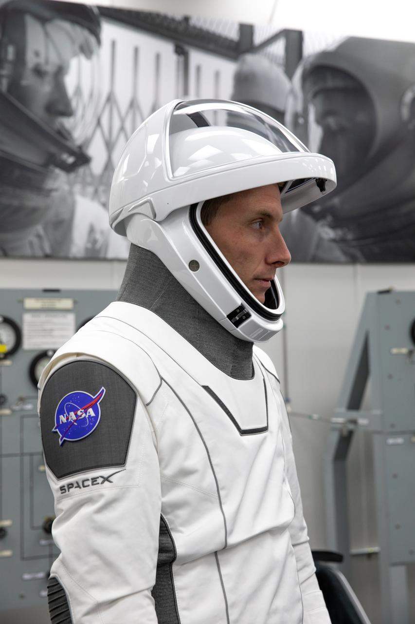 Andrei Fedyaev, Roscosmos cosmonaut and mission specialist for Crew-6,  checks his SpaceX spacesuit inside the crew suit-up room in the Neil Armstrong Operations and Checkout Building at NASA’s Kennedy Space Center in Florida during a countdown dress rehearsal on Feb. 23, 2023, to prepare for the upcoming Crew-6 launch. Fedyaev, along with NASA astronaut Stephen Bowen, spacecraft commander; NASA astronaut Warren “Woody” Hoburg, pilot; and Sultan Alneyadi, UAE (United Arab Emirates) astronaut and mission specialist will launch to the International Space Station aboard the Crew Dragon Endeavour on a SpaceX Falcon 9. Launch is targeted for 1:45 a.m. EST on Feb. 27 from Launch Complex 39A. Crew-6 is the sixth crew rotation mission with SpaceX to the station, and the seventh flight of Dragon with people as part of the agency’s Commercial Crew Program.