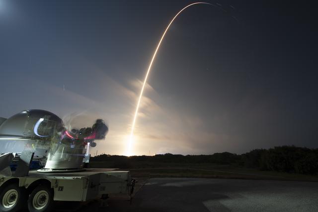 NASA image: SpaceX Crew-6 streak shot from UCS-23
