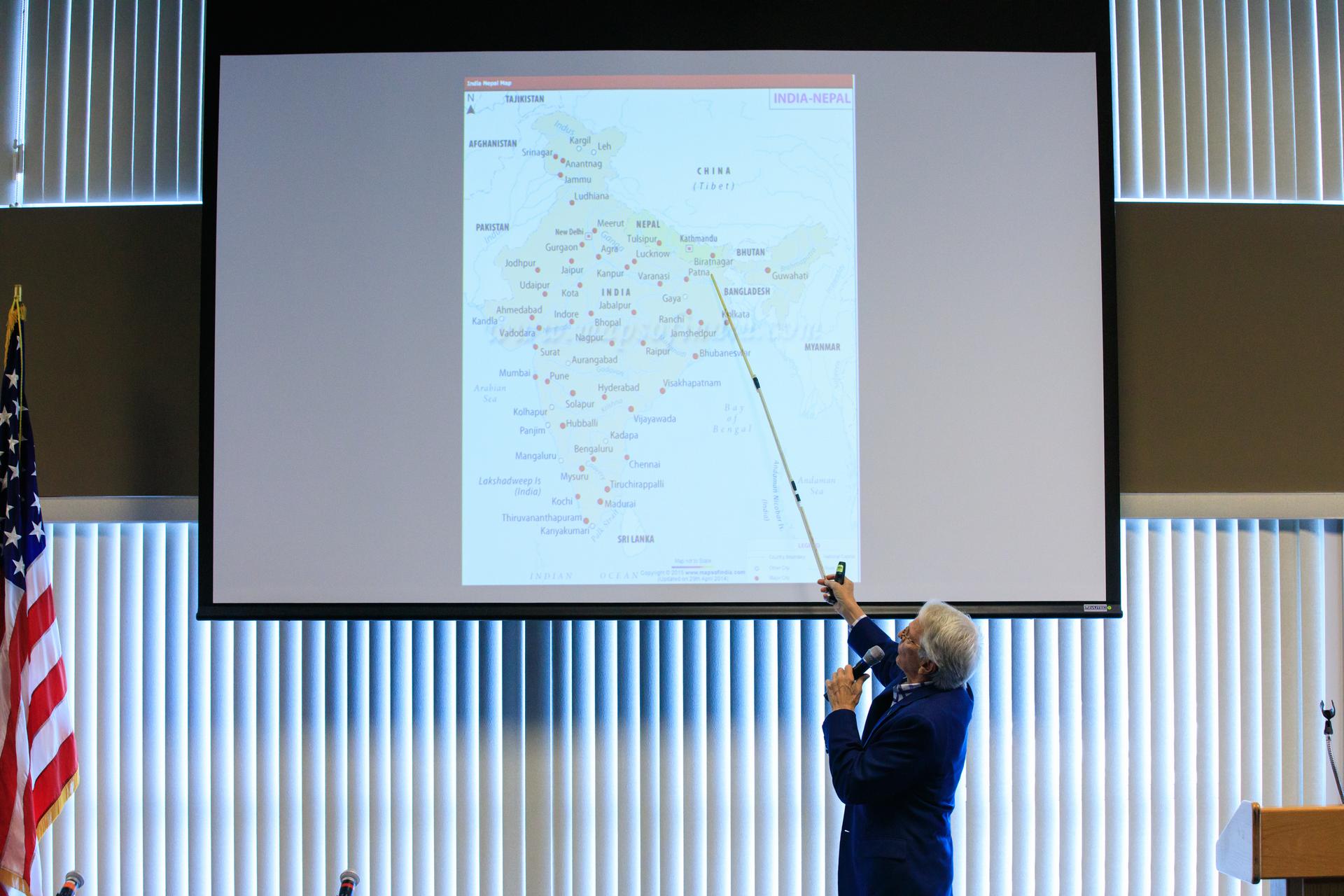 Fotomural Cross-Program Connection Event