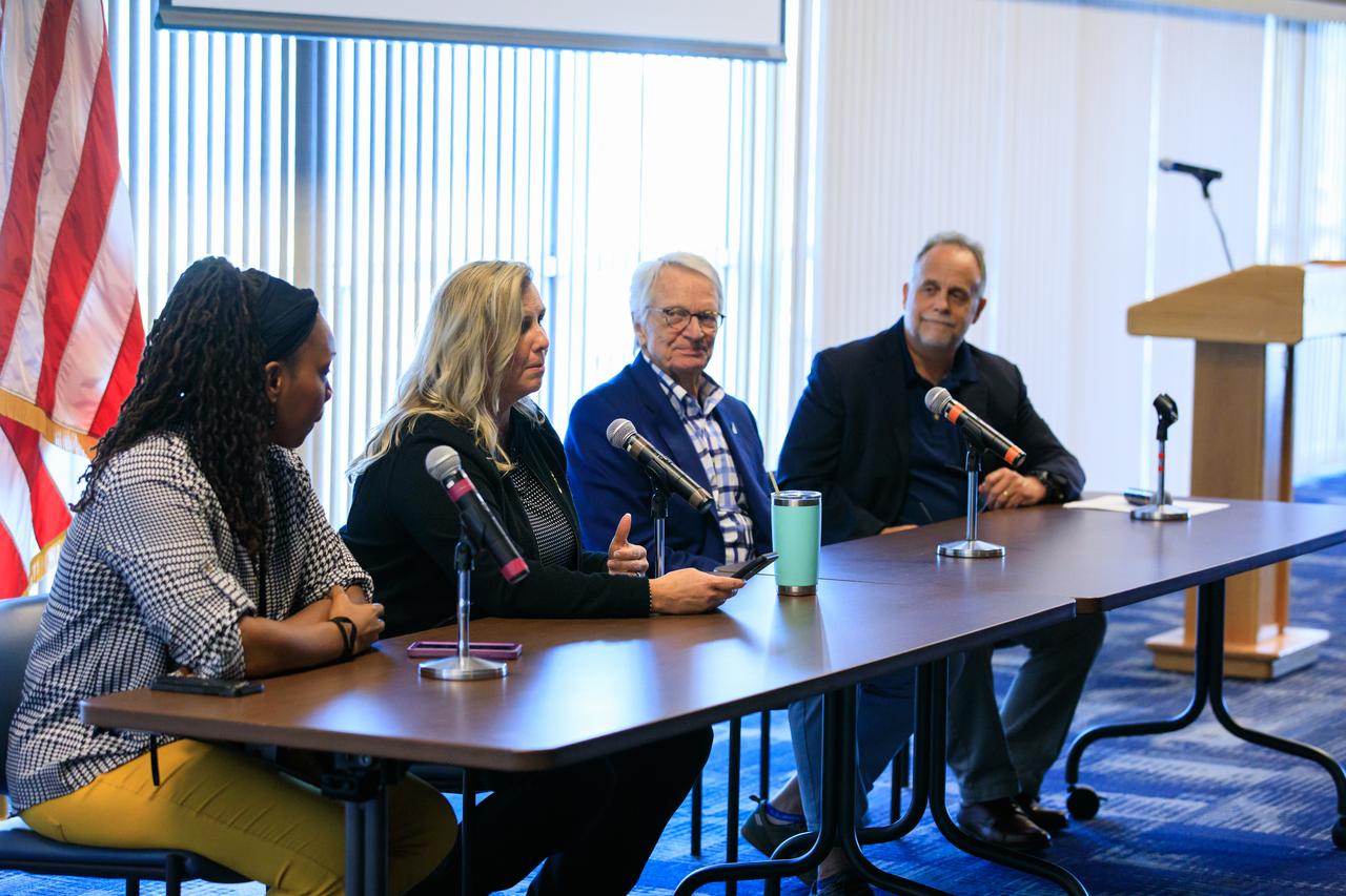 NASA’s Exploration Ground Systems Manager Shawn Quinn, right, moderates the inaugural Cross-Program Connection event at NASA Kennedy Space Center’s Space Station Processing Facility in Florida on March 8, 2023. Other participants, from left, are: Stacie Turner, Kennedy’s Deep Space Logistics; Dana Hutcherson, NASA’s Commercial Crew Program deputy program manager; and Arthur Muir, a retired Chicago attorney and America’s oldest Mt. Everest summiteer. Muir, 75, was the speaker at the event titled “Explorers Doing the Impossible.” He toured Kennedy before sharing his experiences in overcoming incredible challenges during his journey to the top of Earth’s highest mountain.