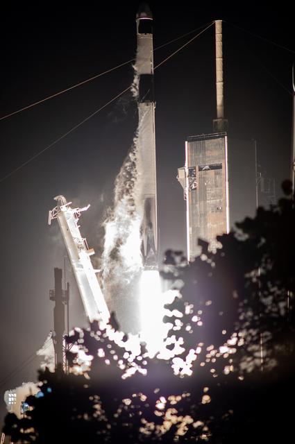 NASA/SpaceX CRS-27 Liftoff