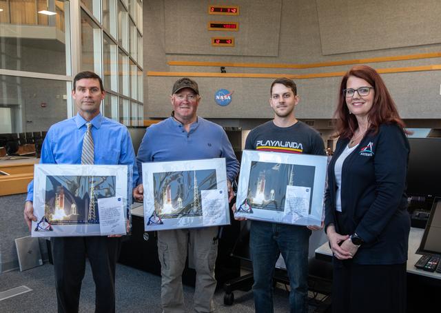 NASA image: Artemis I Launch Director and Plaque Award Ceremony