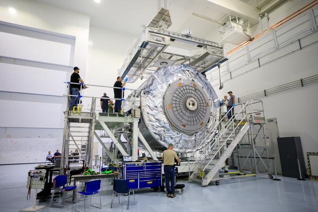 NASA image: MPLM Hoist