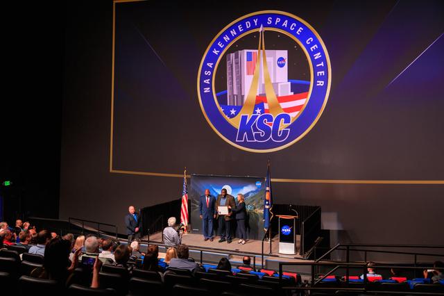 NASA image: 2022 KSC Honor Awards Ceremony