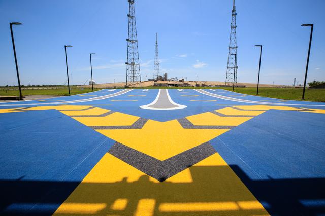NASA image: Pad 39B and ML-1
