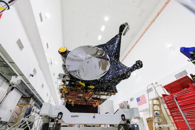 NASA image: Psyche Prelaunch Spacecraft Processing